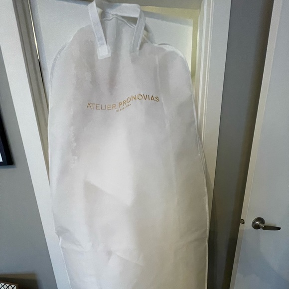 New Pronovias Albion Wedding dress size 10 NWT - Picture 4 of 15